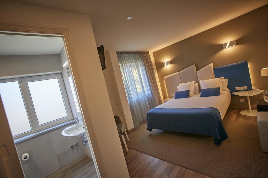 Hotel Boa Vista Viveiro Eksteriør bilde