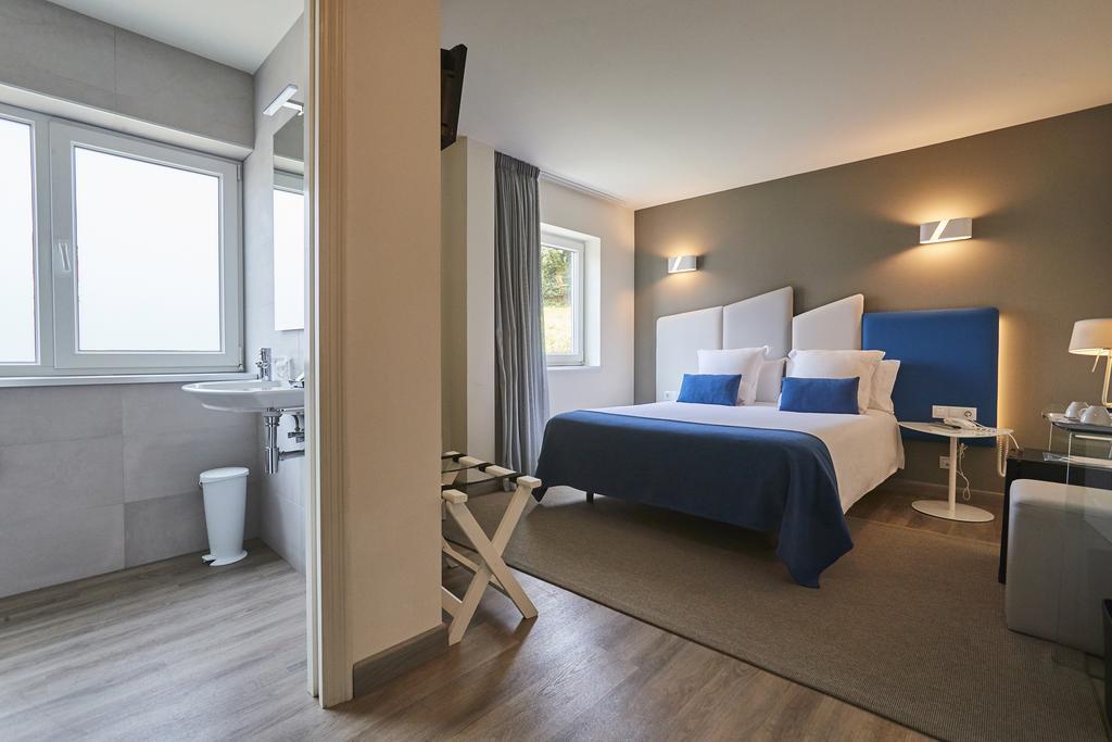 Hotel Boa Vista Viveiro Eksteriør bilde
