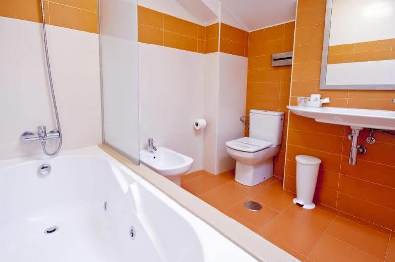 Hotel Boa Vista Viveiro Eksteriør bilde
